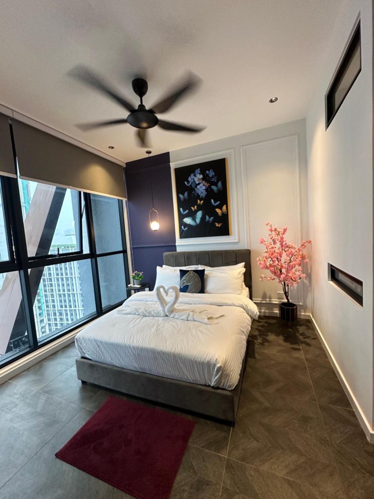 Skyline Homes By Scarletz Suites Klcc Куала-Лумпур Экстерьер фото
