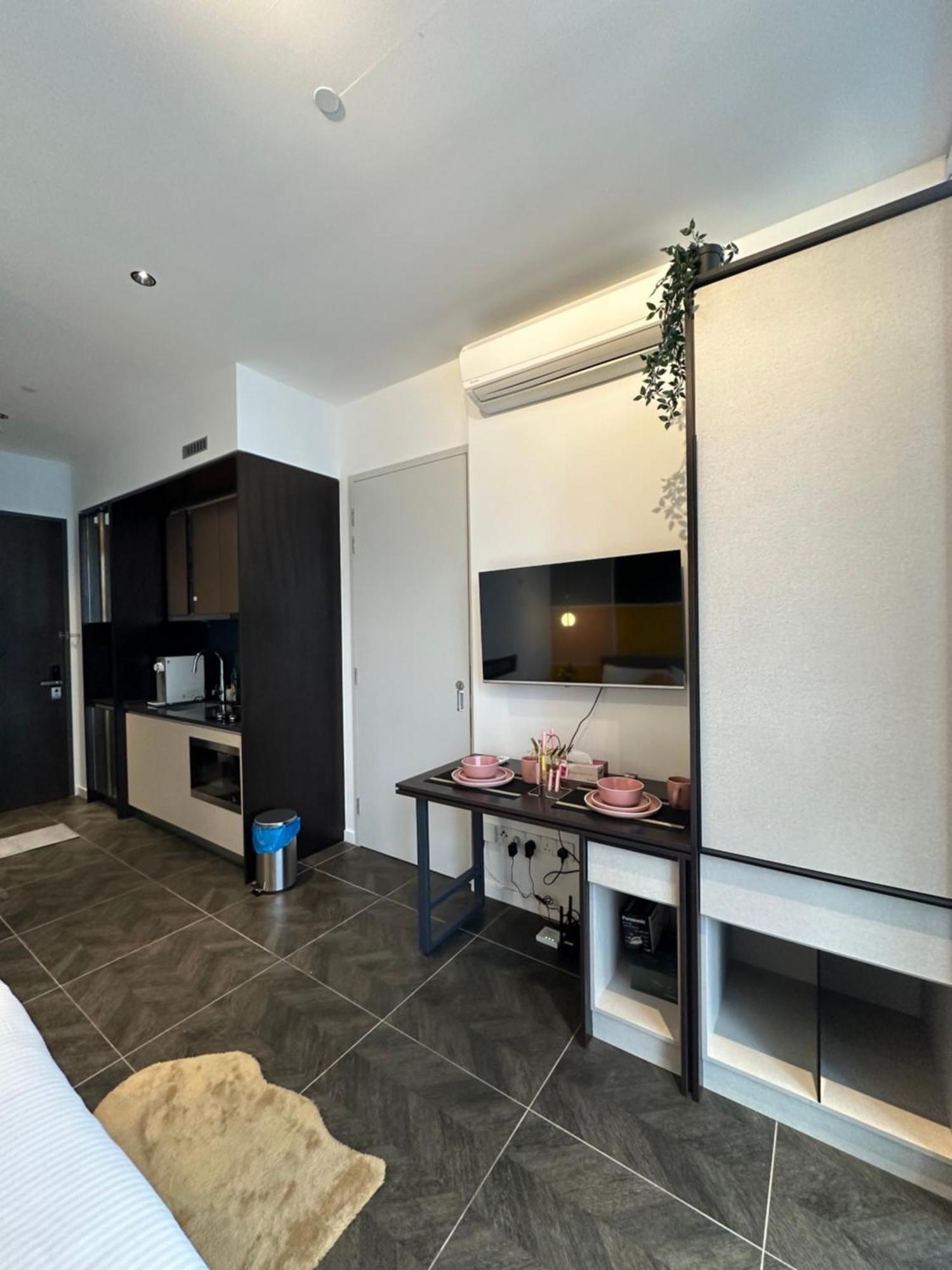 Skyline Homes By Scarletz Suites Klcc Куала-Лумпур Экстерьер фото